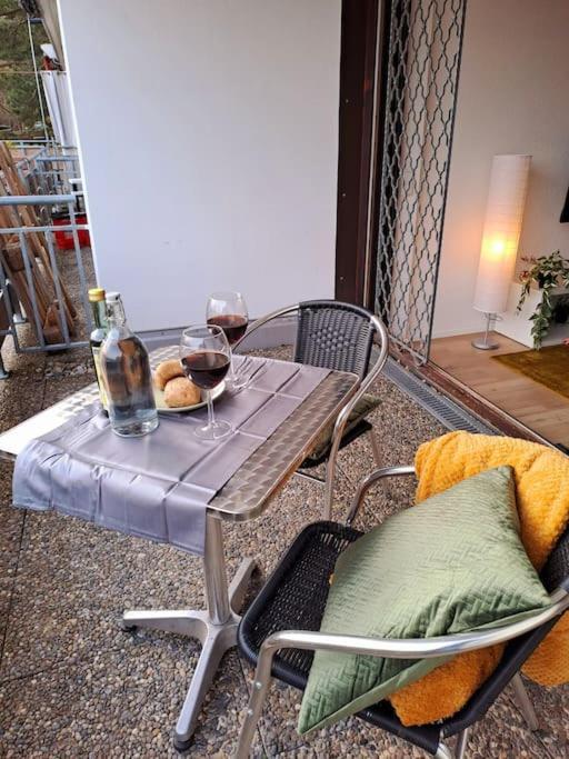 Schwarzwald-Traum Mit Pool Und Sauna Unterkirnach Exterior foto